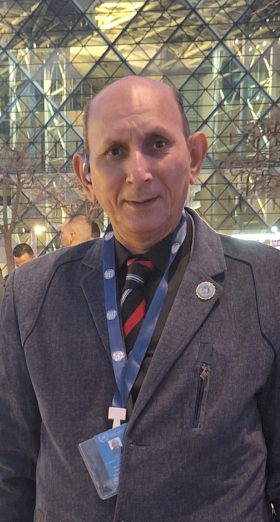 الدكتور حسين المطعنى